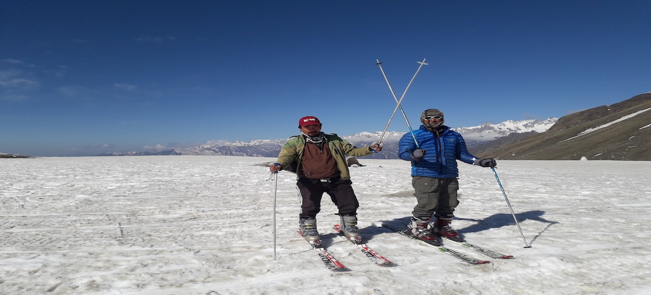 Skiing - mainImage